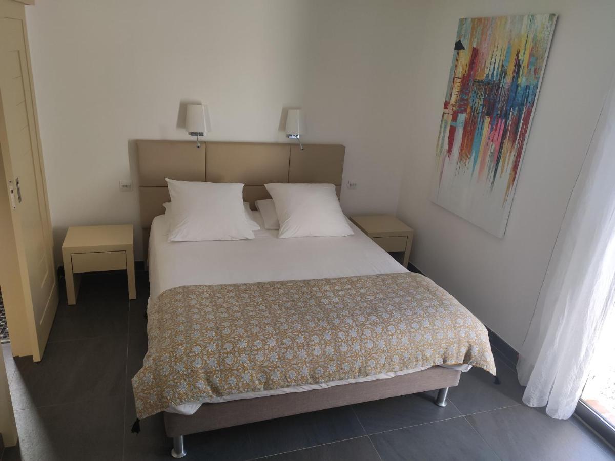 Villa Otilia-Bed And Breakfast-Chambres D'Hotes En Provence Rians  Kültér fotó